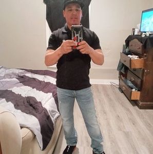 Meet your Posher, Guillermo